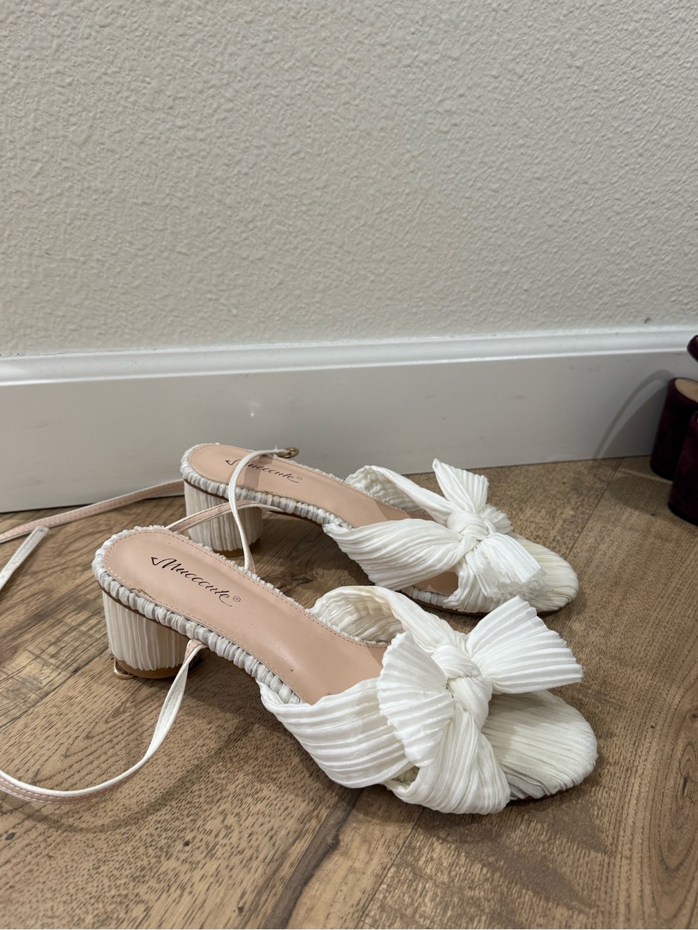 Cette Cream Pleated Bow Block Heel Mules